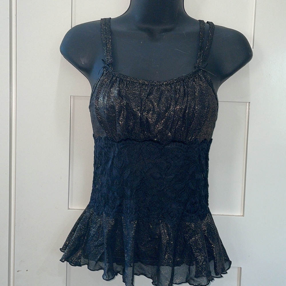 Women’s intimate top